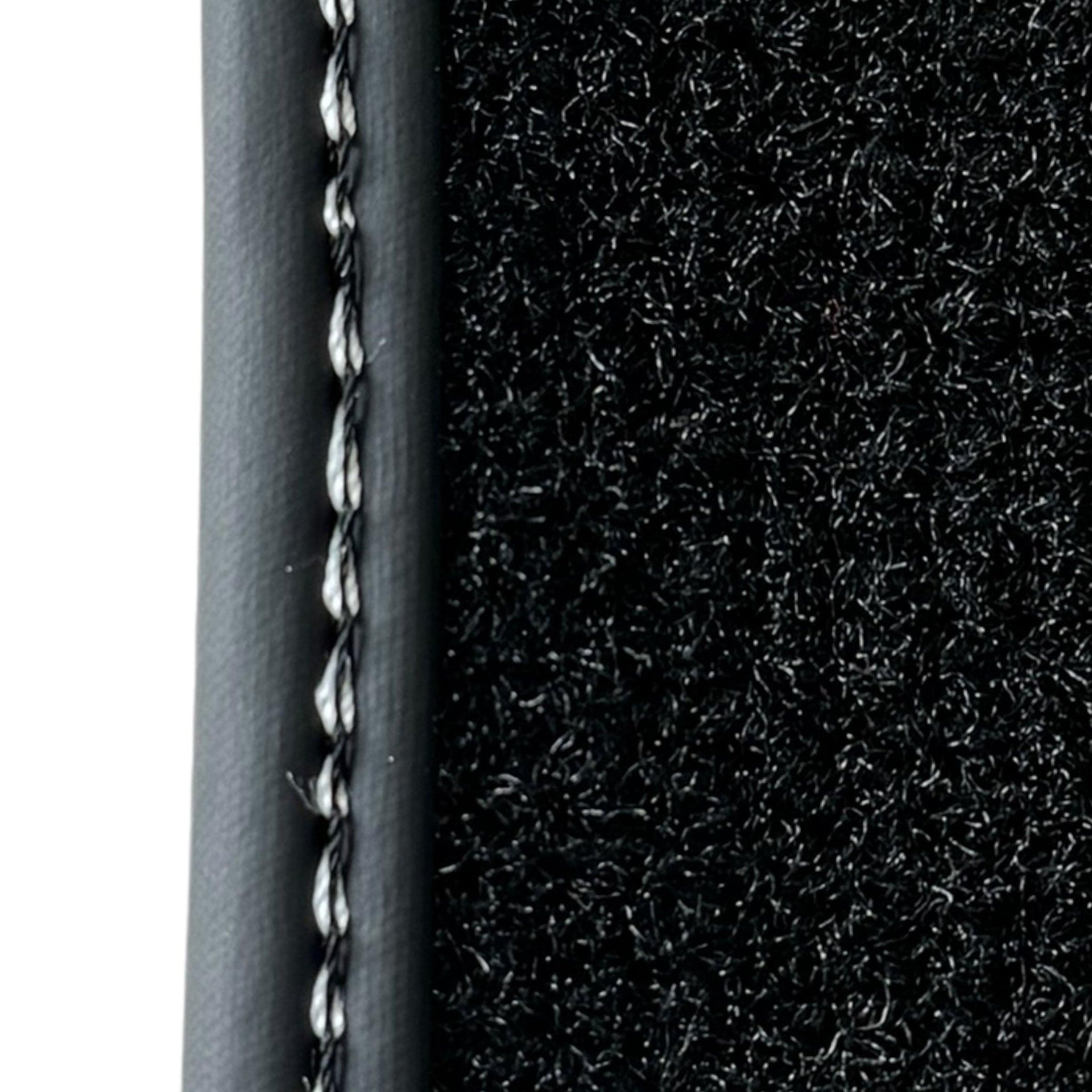 Black Floor Mats for Porsche 987 Cayman (2009-2012) with Red Alcantara Leather - AutoWin