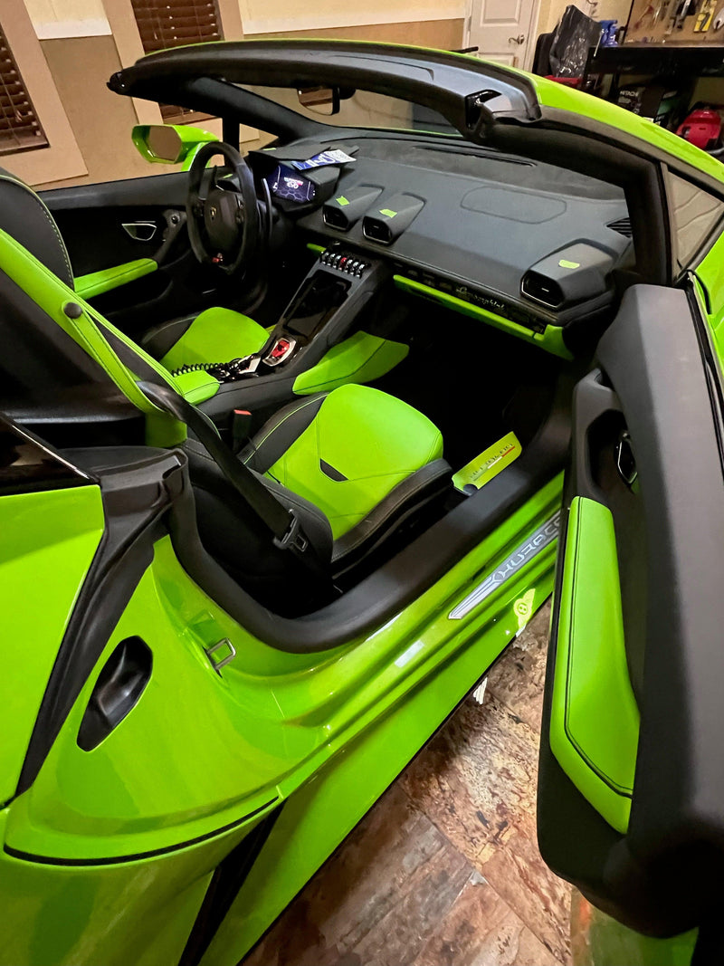 Black Floor Mats for Lamborghini Huracan 2014-2023 With Green Leather - AutoWin