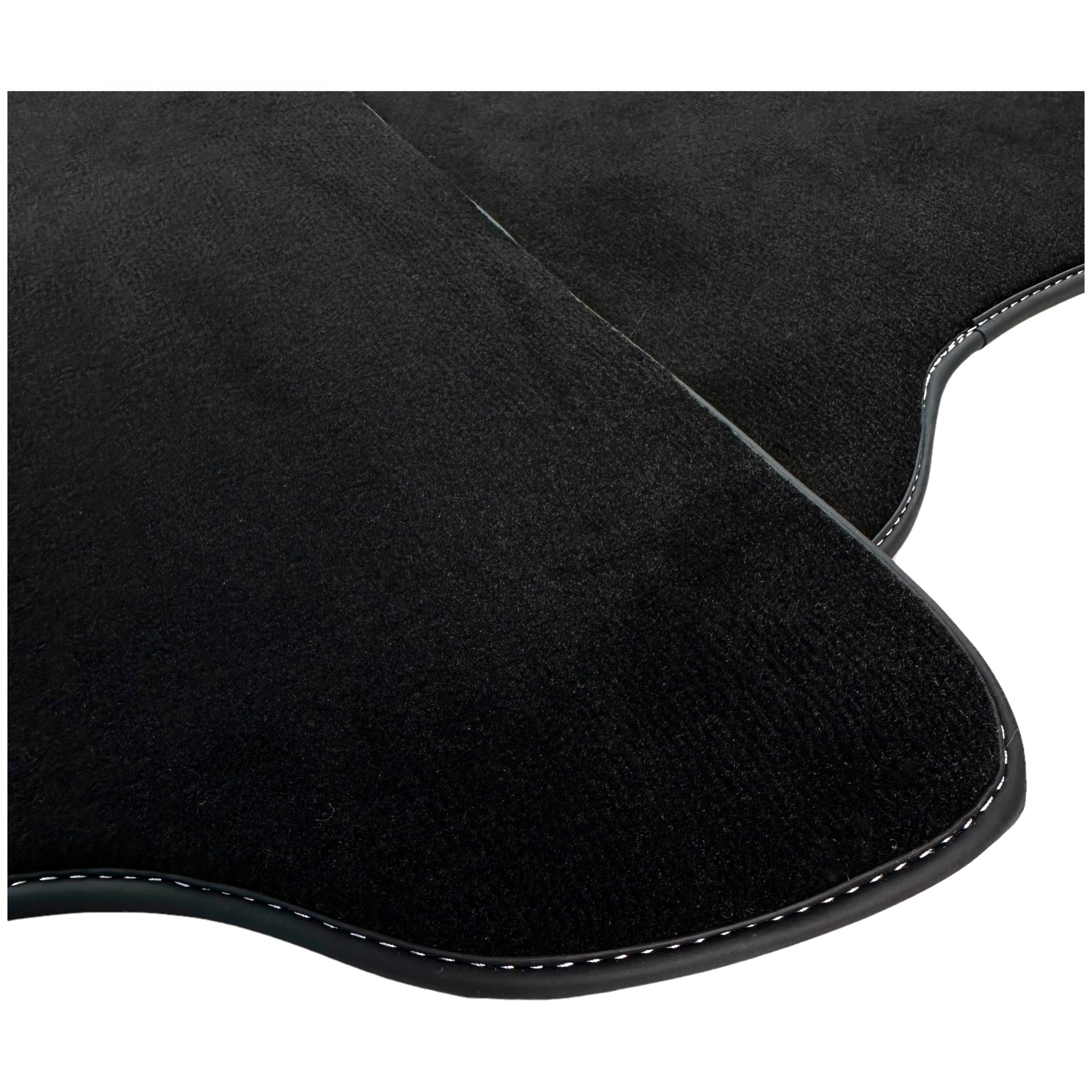 Black Floor Mats For Toyota Land Cruiser 90 (1997-2003) - AutoWin