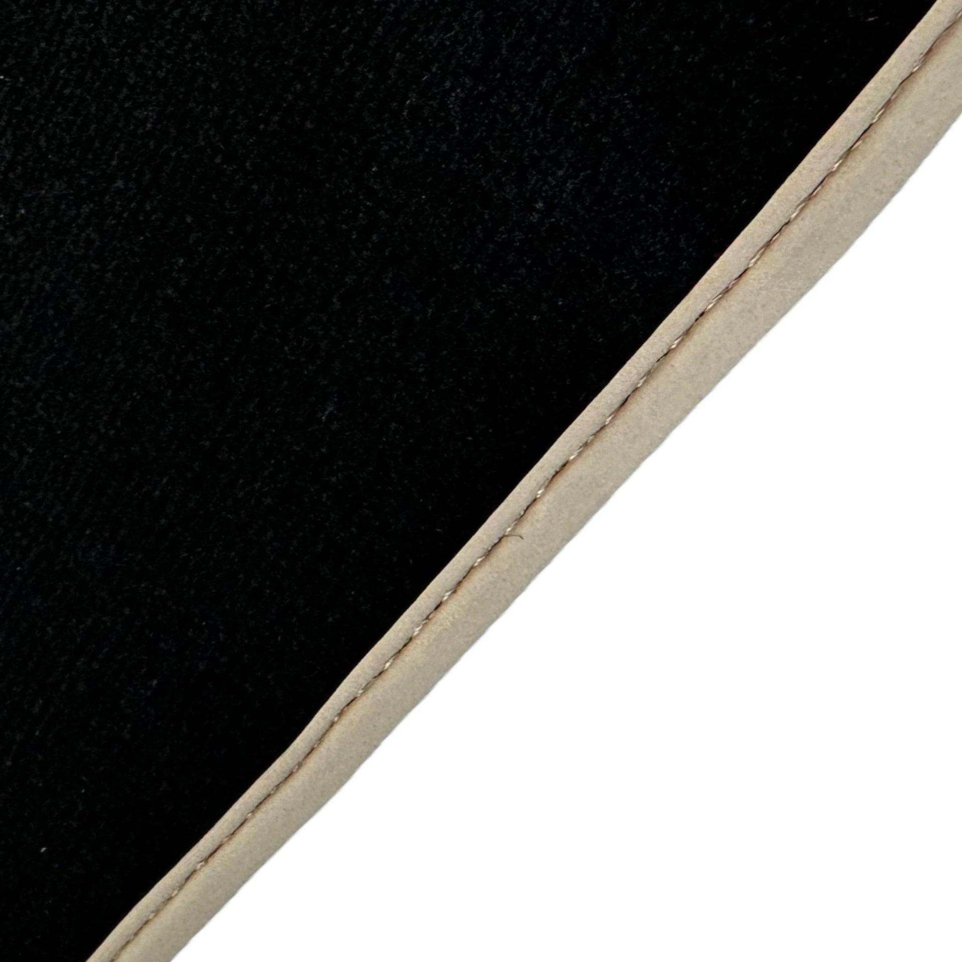 Black Floor Mats With Beige Trim For Audi A6 C8 Sedan (2018-2023) ER56 Design - AutoWin