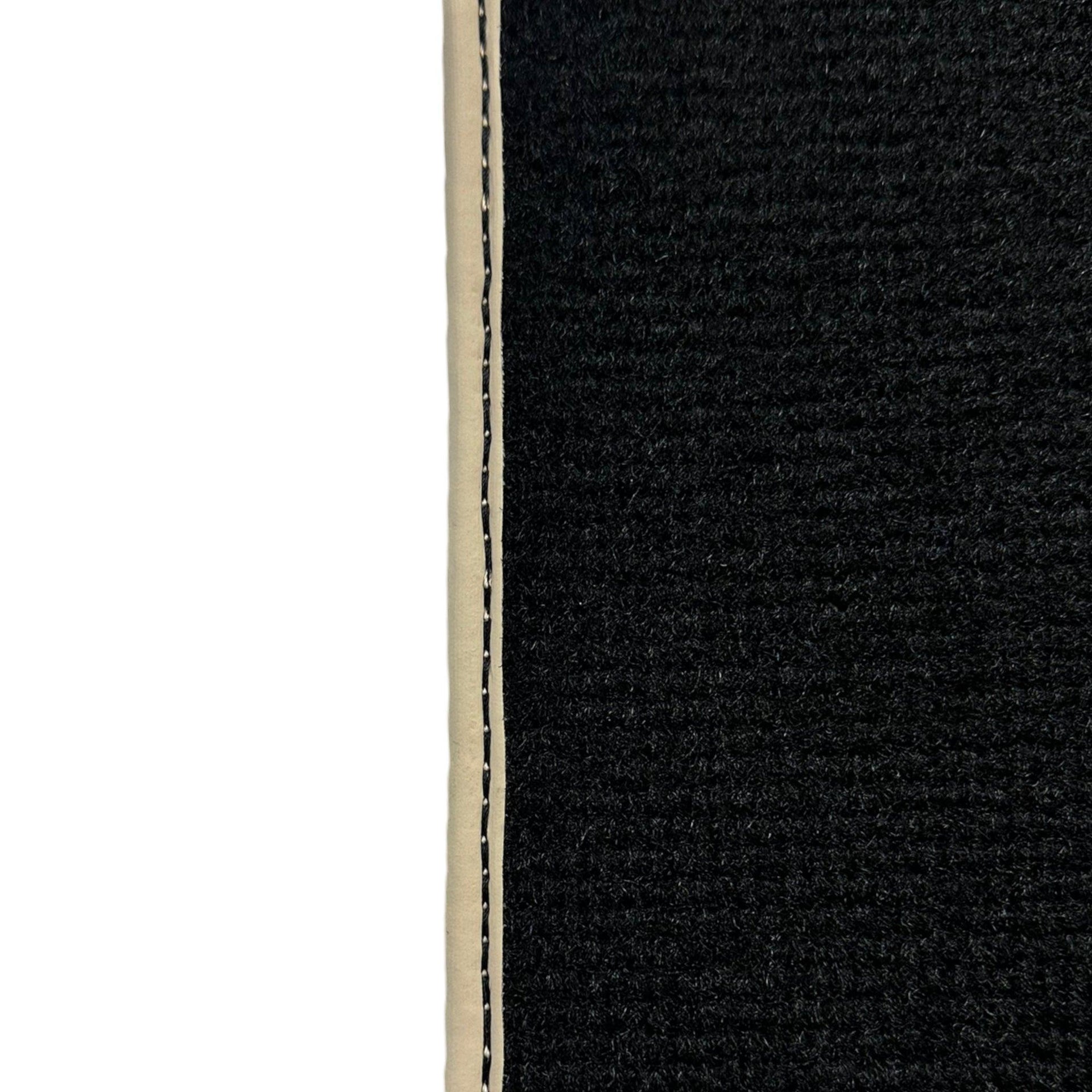 Black Floor Mats For Toyota Corolla E12 (2001-2007) - AutoWin