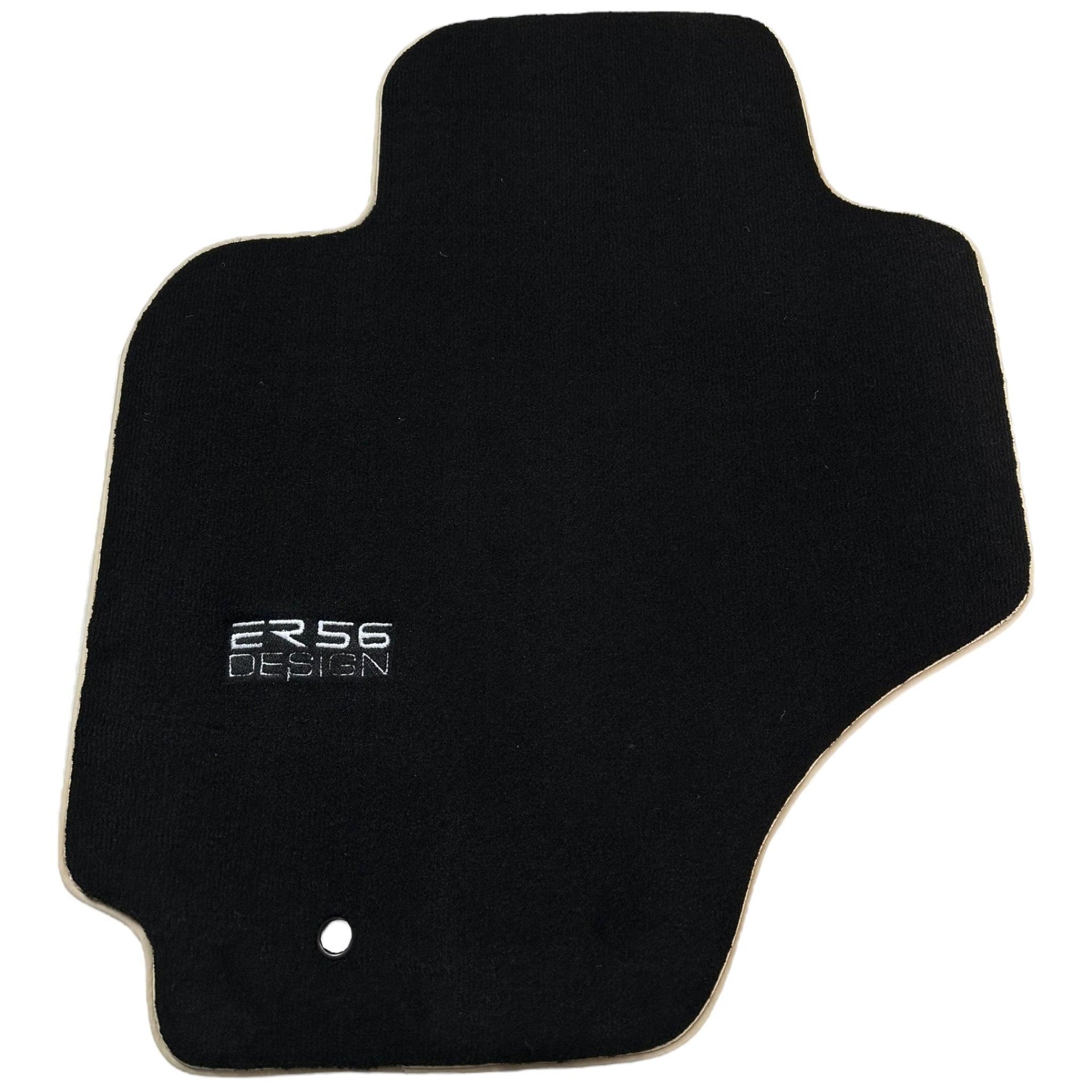 Black Floor Mats For Toyota RAV4 (2000-2003) - AutoWin