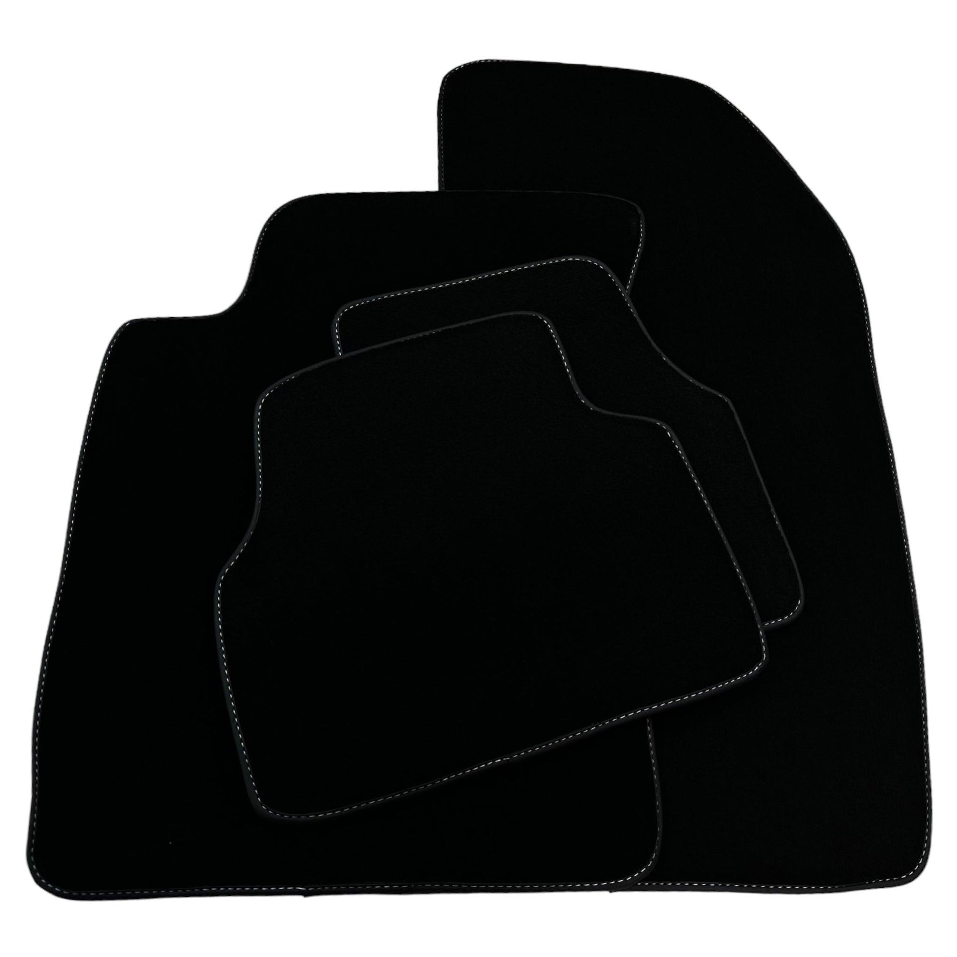 Black Floor Mats for Alfa Romeo 159 5-door Wagon (2006-2011) - AutoWin