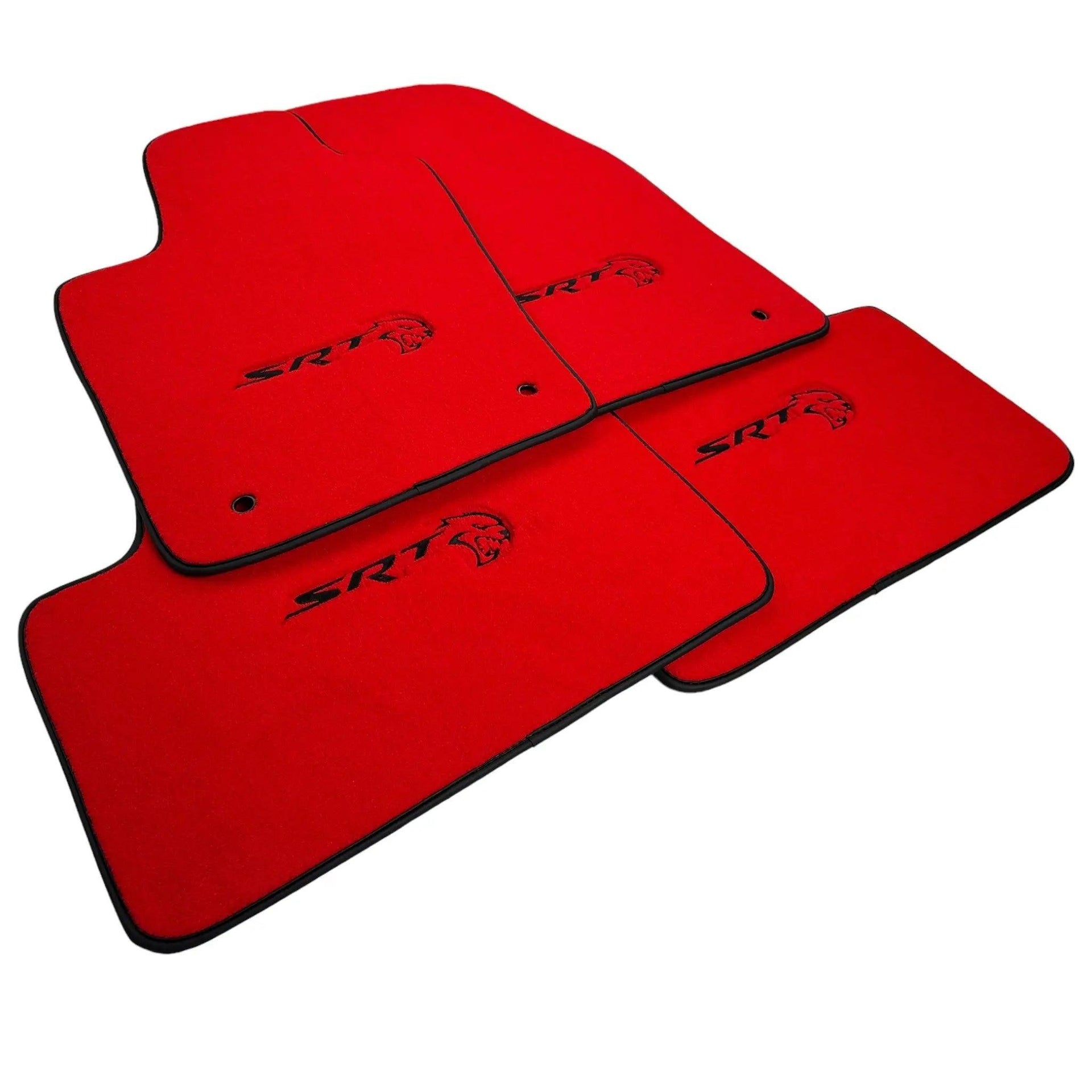 Red Floor Mats For Jeep Grand Cherokee WK2 SRT (2011-2020) - AutoWin