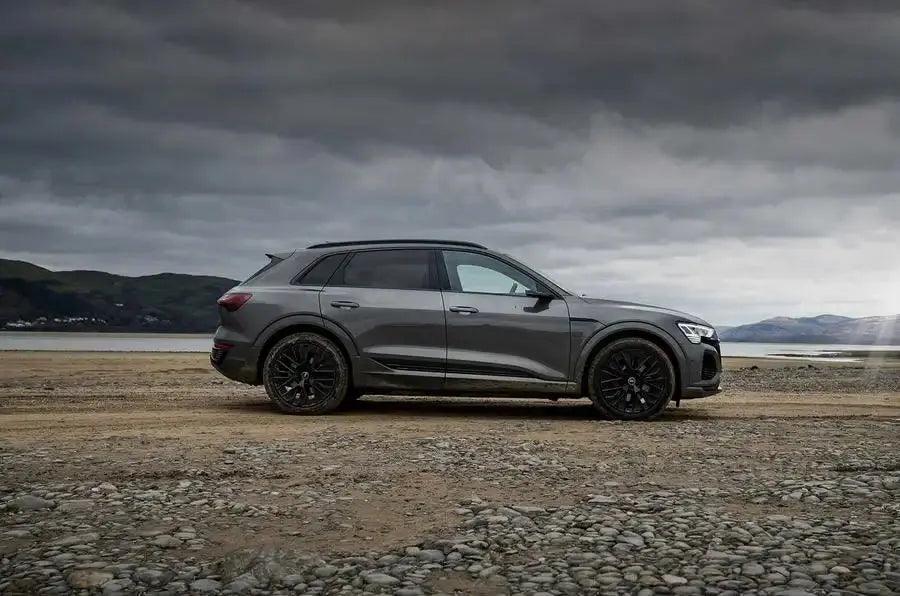 Prueba de carretera del Audi Q8 e-tron: 8 características que me hicieron replantear los SUV eléctricos de lujo