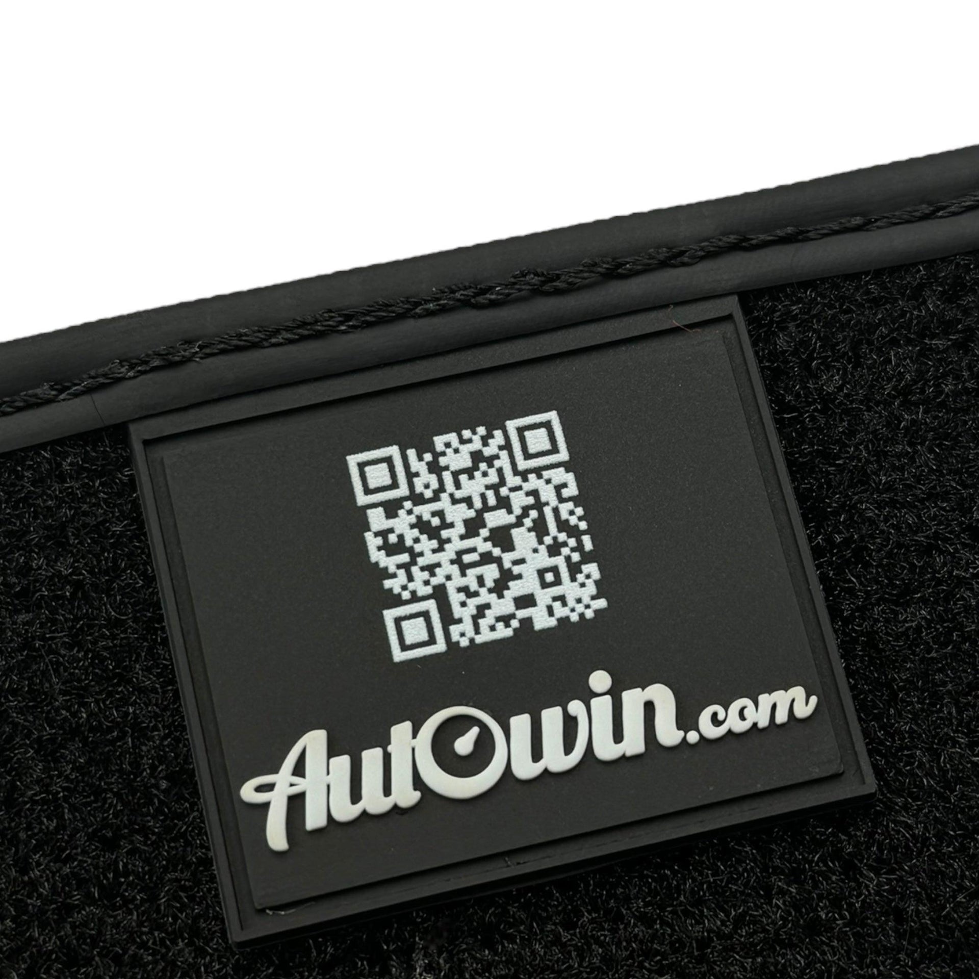 Black Floor Mats for McLaren 650S with Carbon | Right Hand Drive - AutoWin
