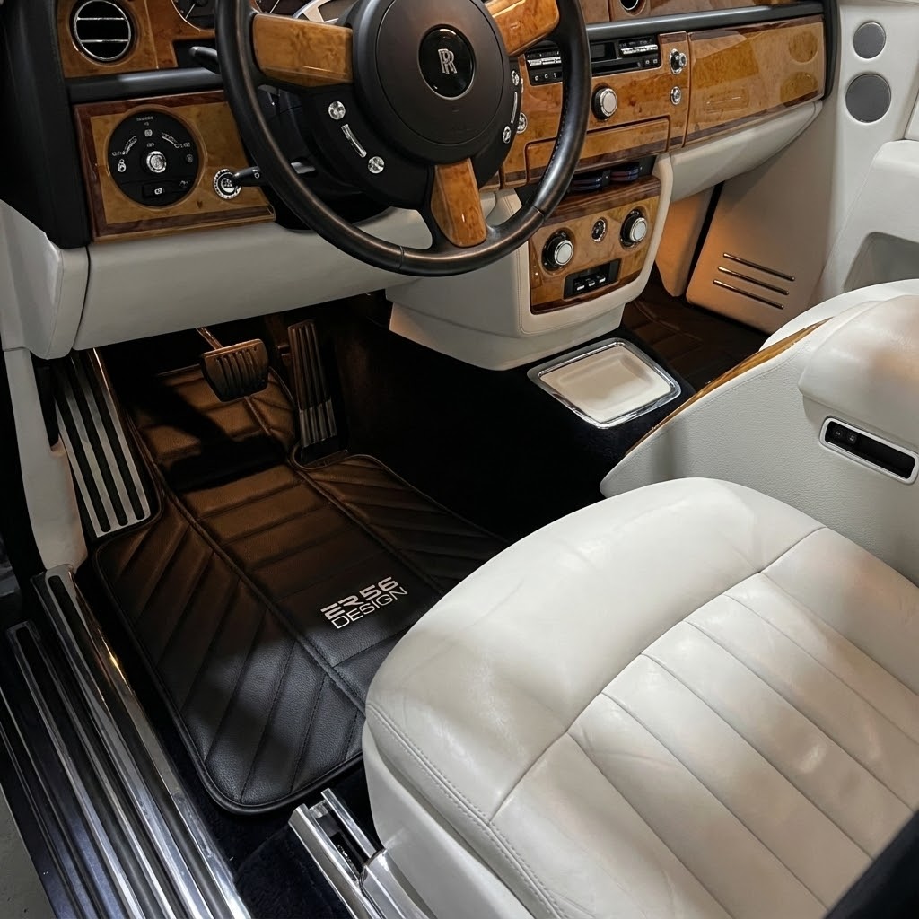 Tapis de voiture en cuir noir personnalisé pour Rolls-Royce Phantom VIII (2017-2024) - ER56 Design