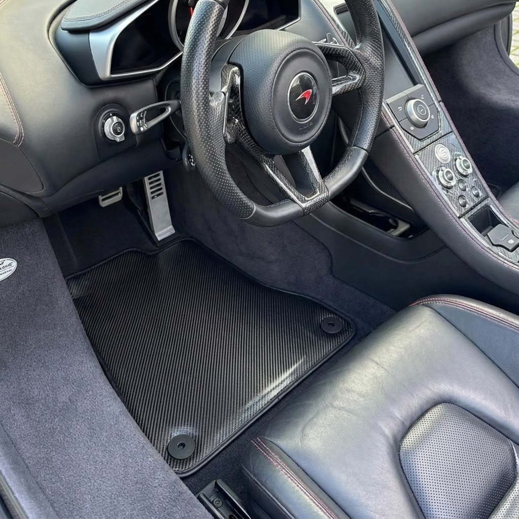 Customizable Leather Floor Mats with Hex Pattern for McLaren MP4-12C (2011–2014) - AutoWin