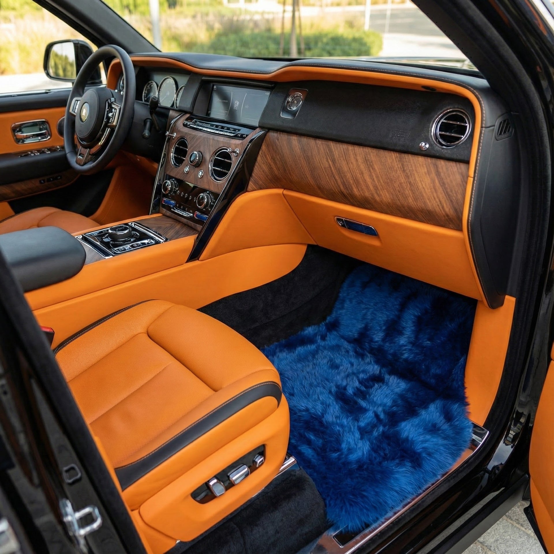 Customizable Leather Floor Mats with Square Pattern for Rolls Royce Cullinan (2018-2025) - AutoWin