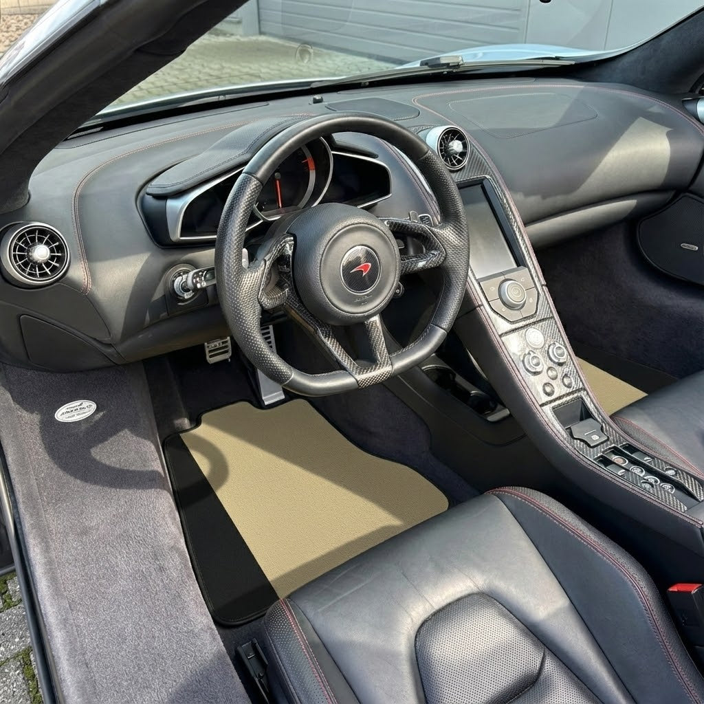 Customizable Leather Floor Mats with Hex Pattern for McLaren MP4-12C (2011–2014) - AutoWin