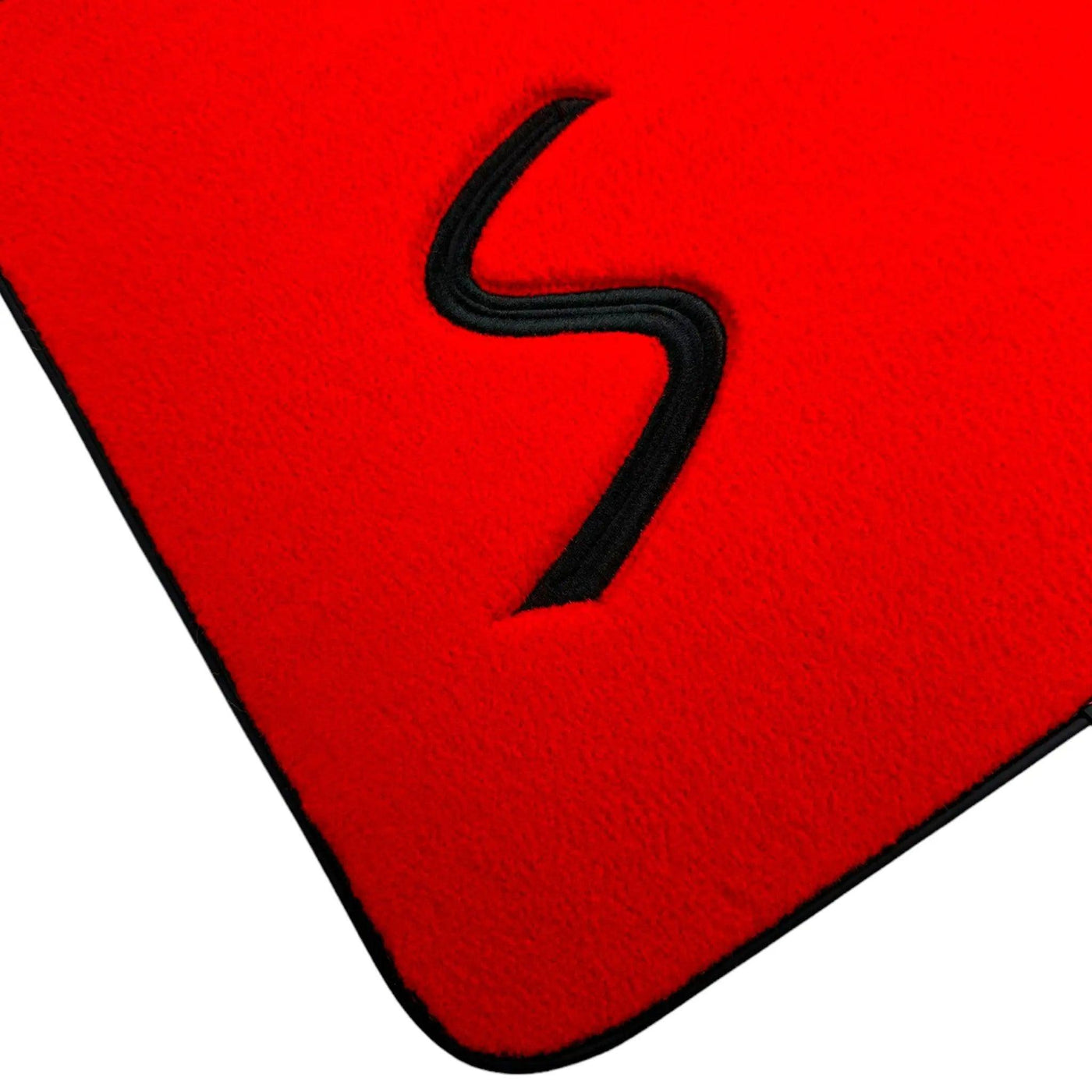 Red Floor Mats for Mini Clubman F54 (2015-2019) - AutoWin