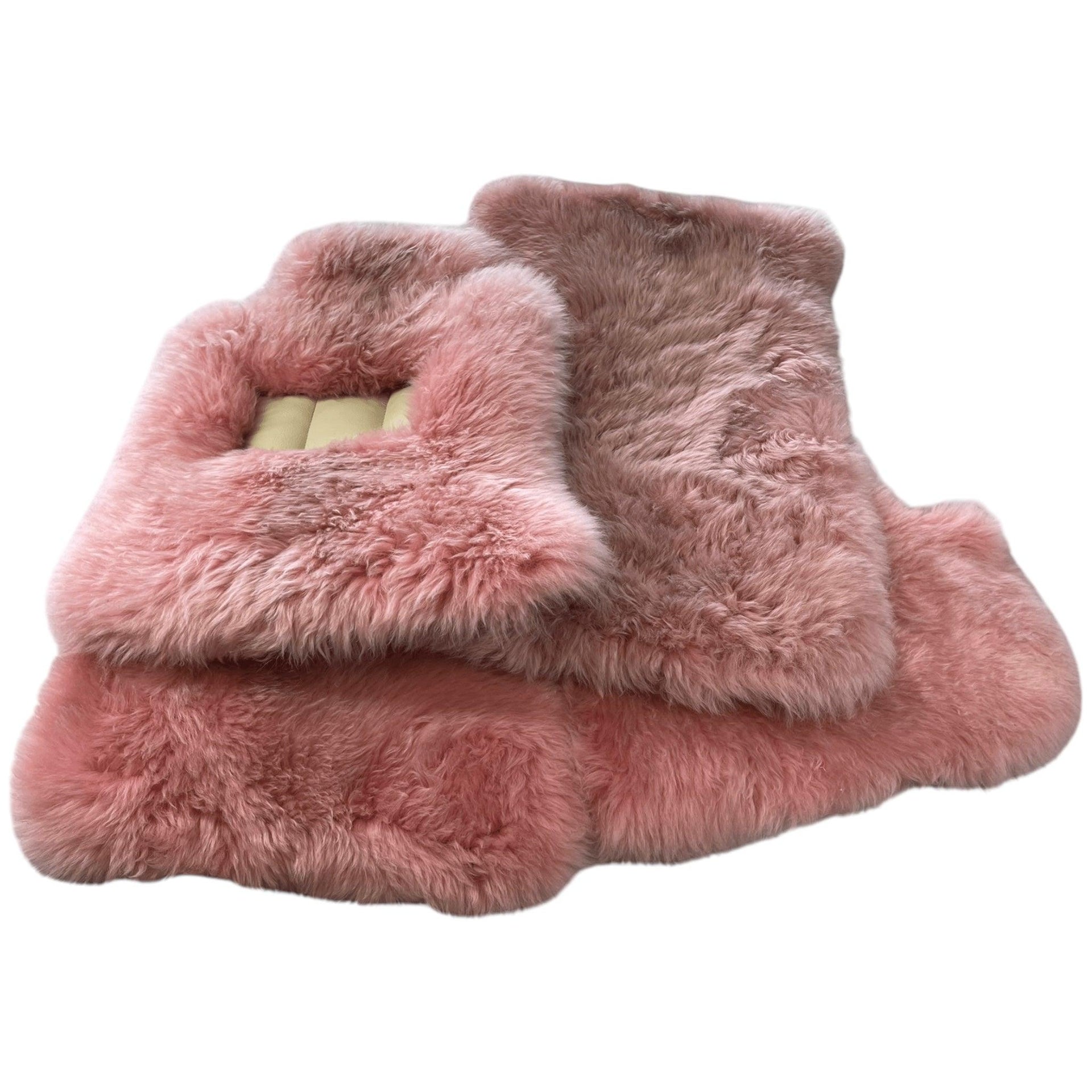 Various Colors of Sheepskin Floor Mats Tailored for the Aston Martin V8 Vantage (2005–2023) - AutoWin