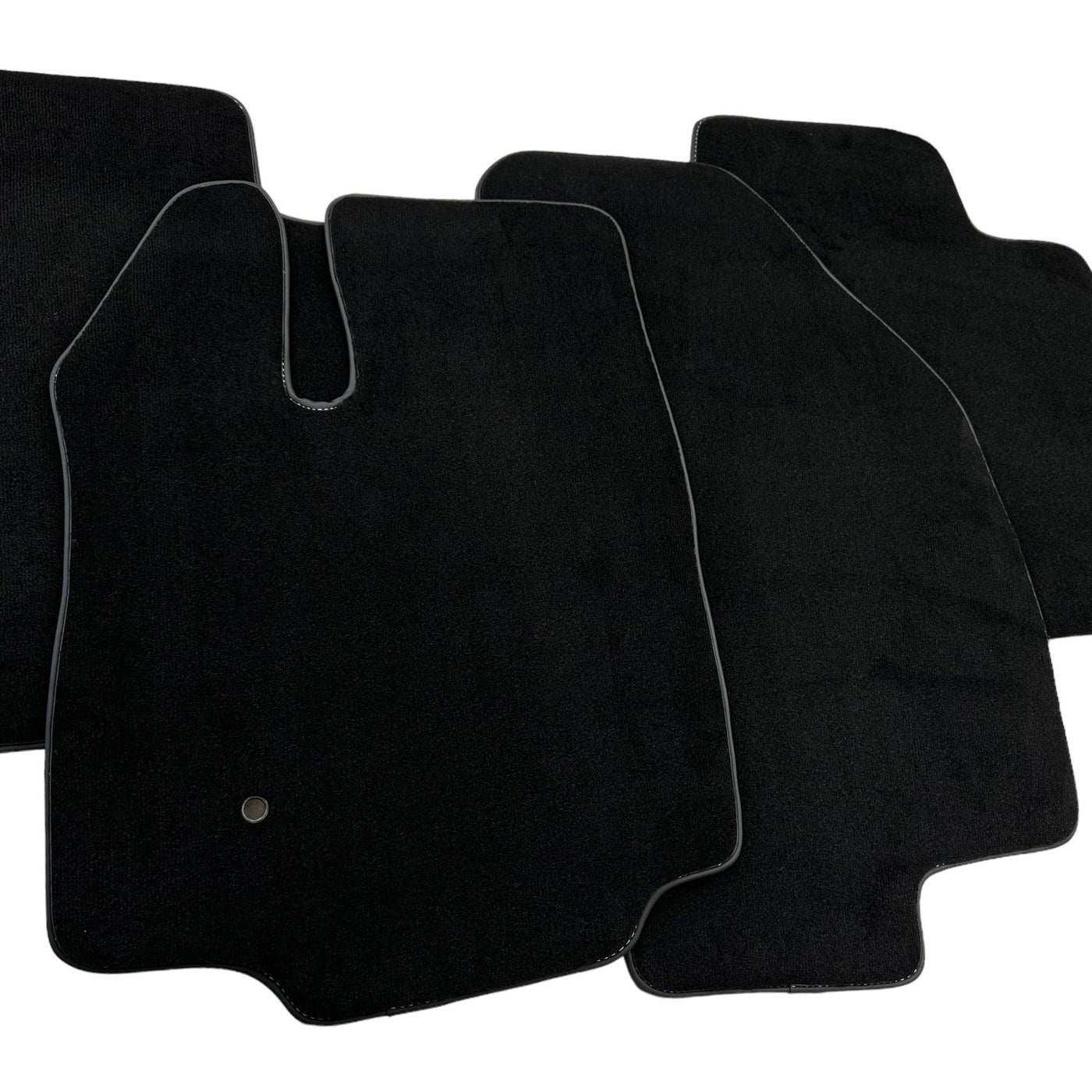 Black Floor Mats For Ford Edge (2016) - AutoWin