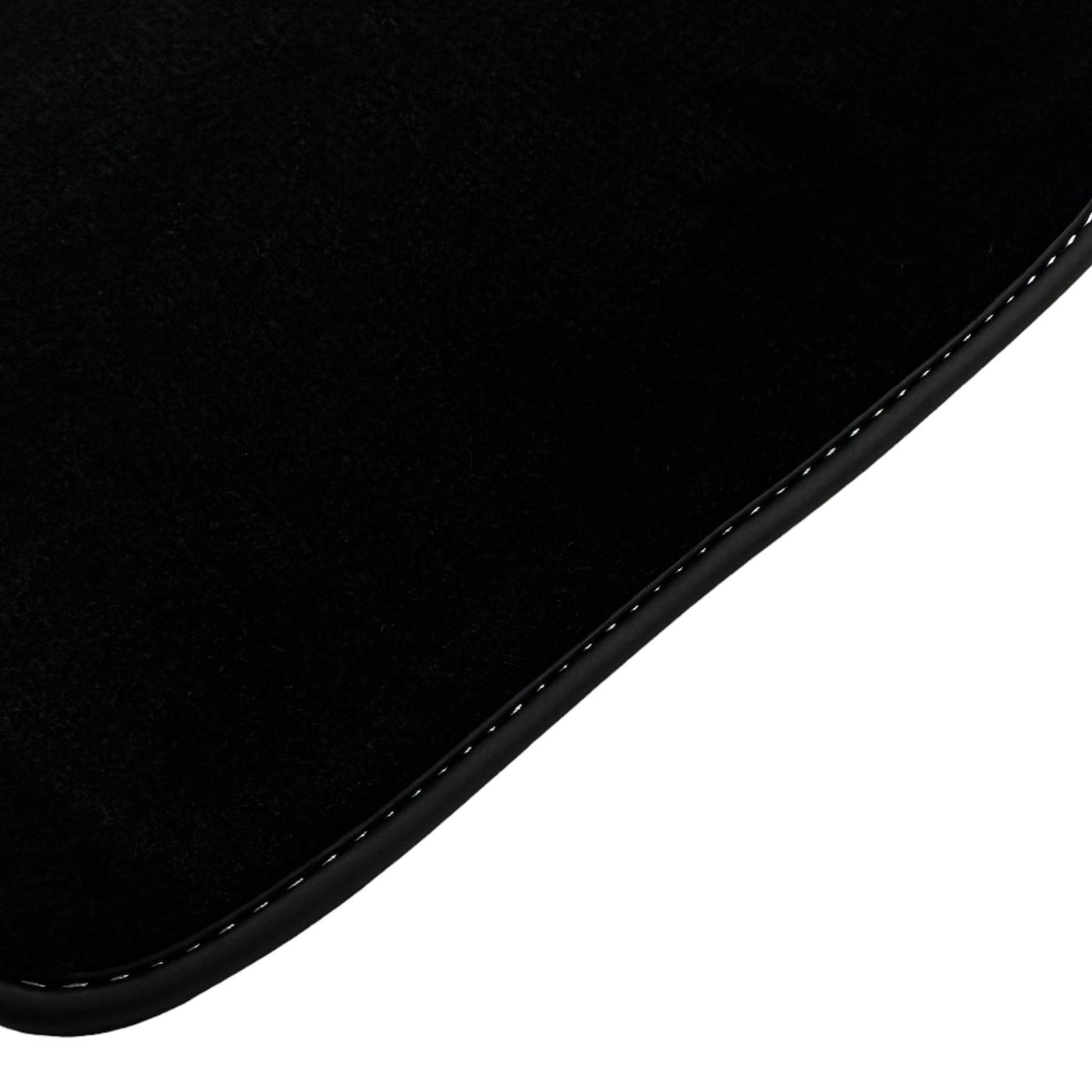 Black Floor Mats for Kia Venga (2009-2024) - AutoWin