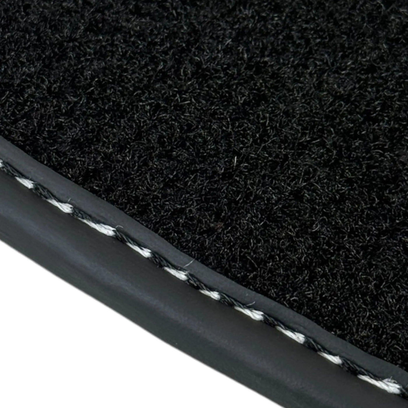 Black Floor Mats for Mercedes-Benz R107/C107 Coupe (1971-1989) - AutoWin