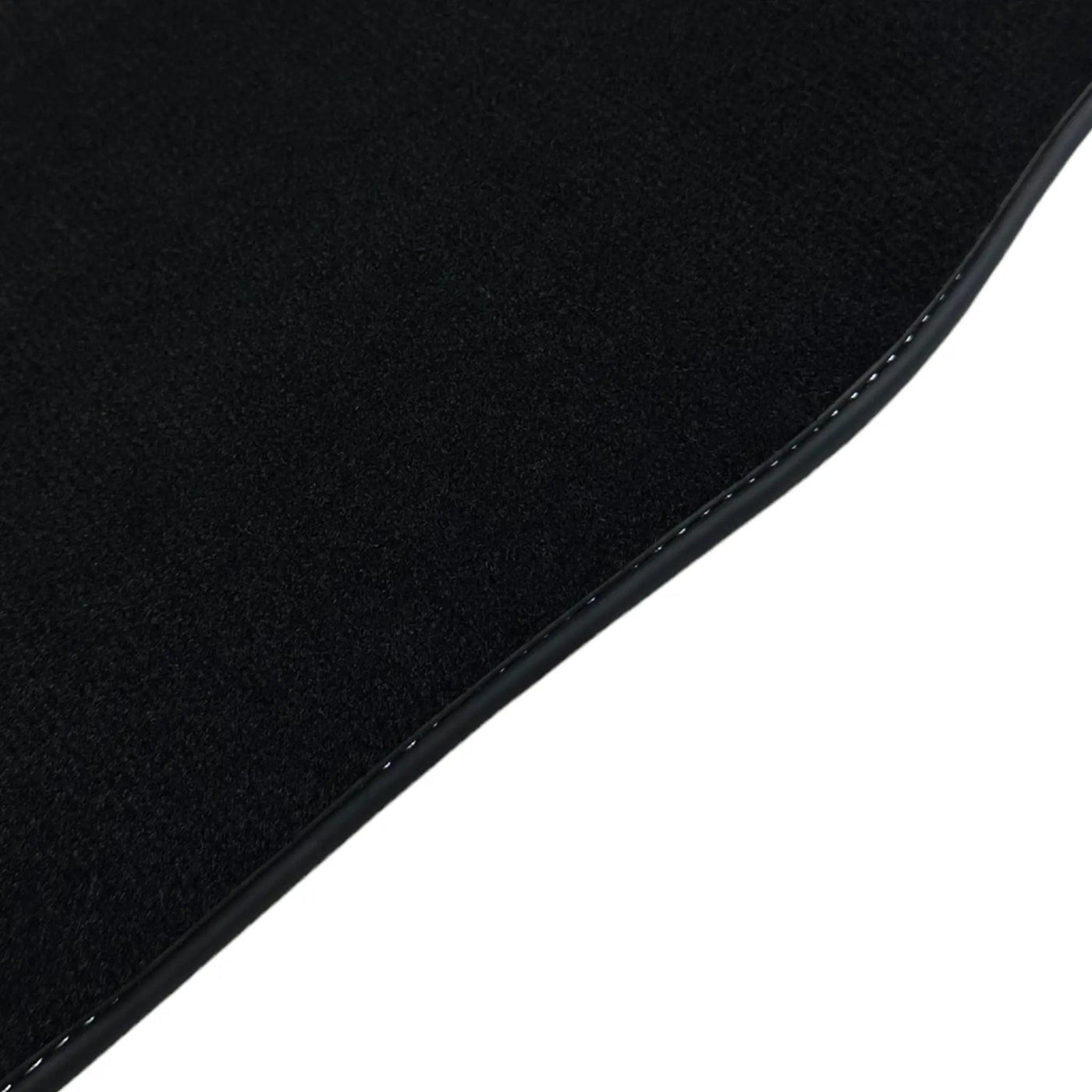 Black Floor Mats For Nissan Patrol (1988-1998) - AutoWin