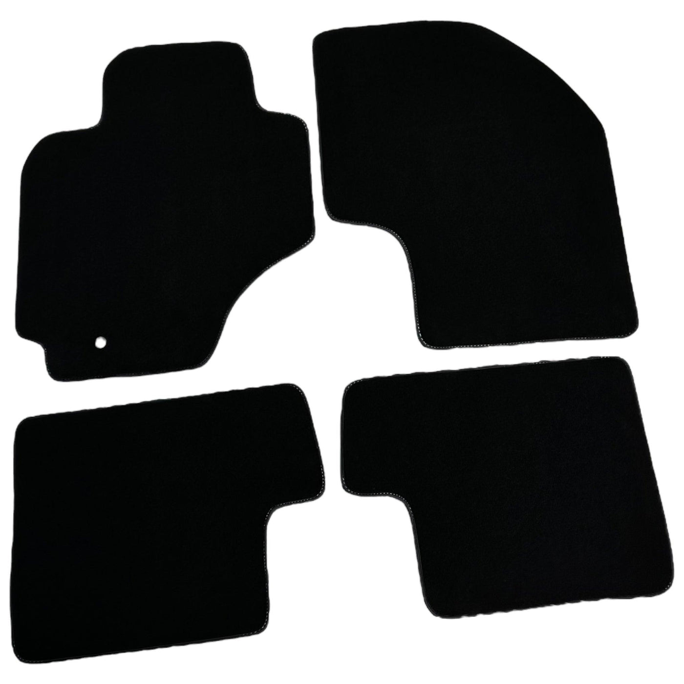 Black Floor Mats For Toyota RAV4 (2000-2003) - AutoWin