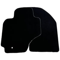 Black Floor Mats For Toyota RAV4 (2000-2003) - AutoWin