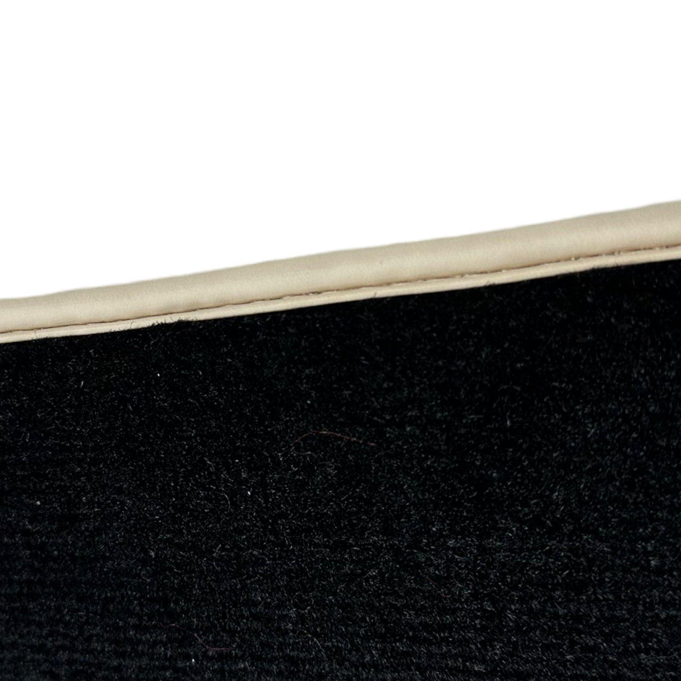 Floor Mats For Chevrolet Equinox (2005-2008) ER56 Design - AutoWin