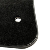 Floor Mats for Toyota Land Cruiser 100 (1998-2007) - AutoWin