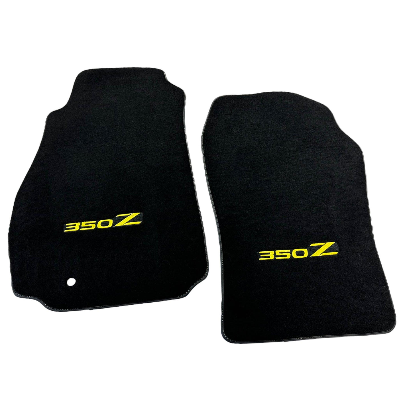 Black Floor Mats For Nissan 350Z (2003-2008) - AutoWin