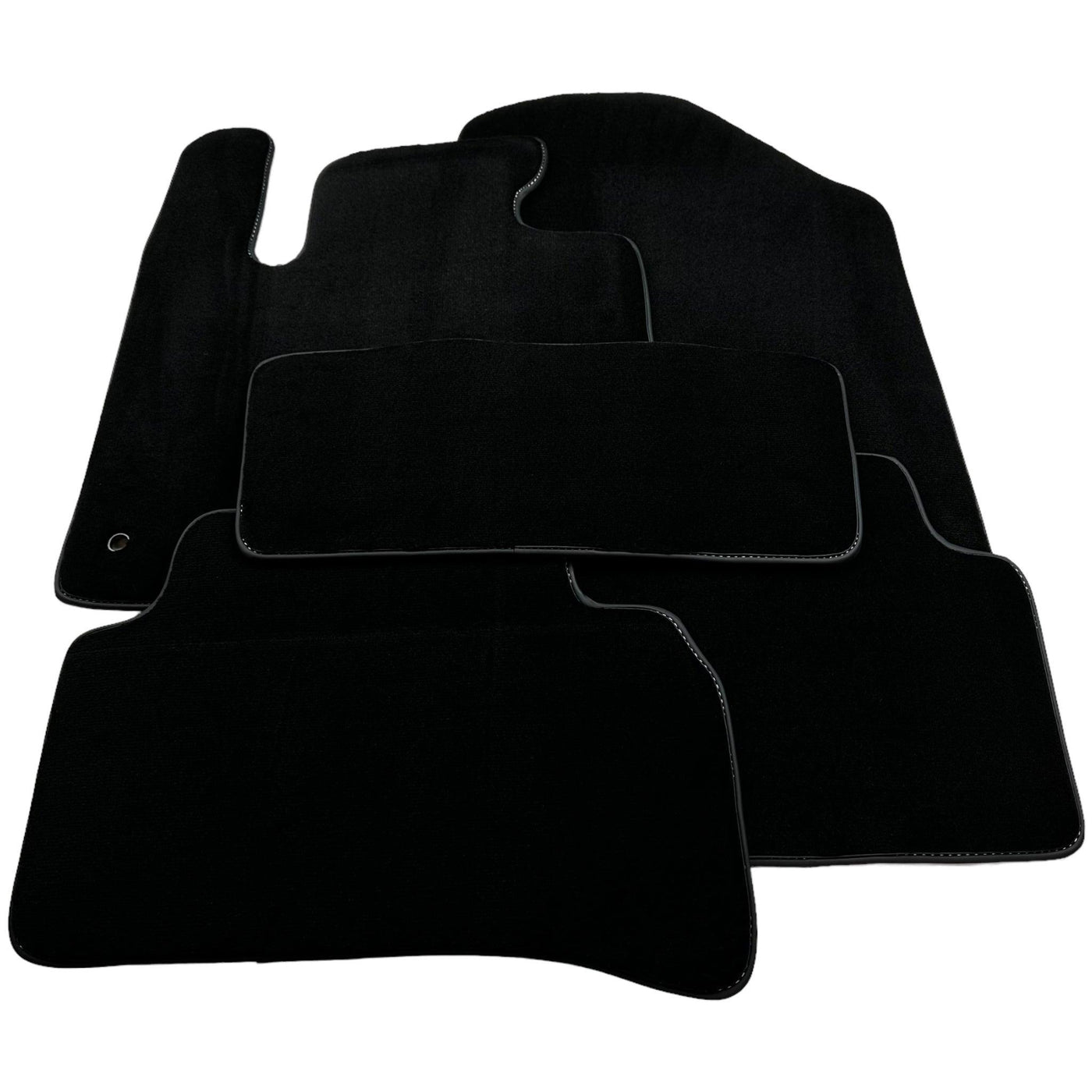 Black Floor Mats for Kia Sportage (2004-2010) - AutoWin