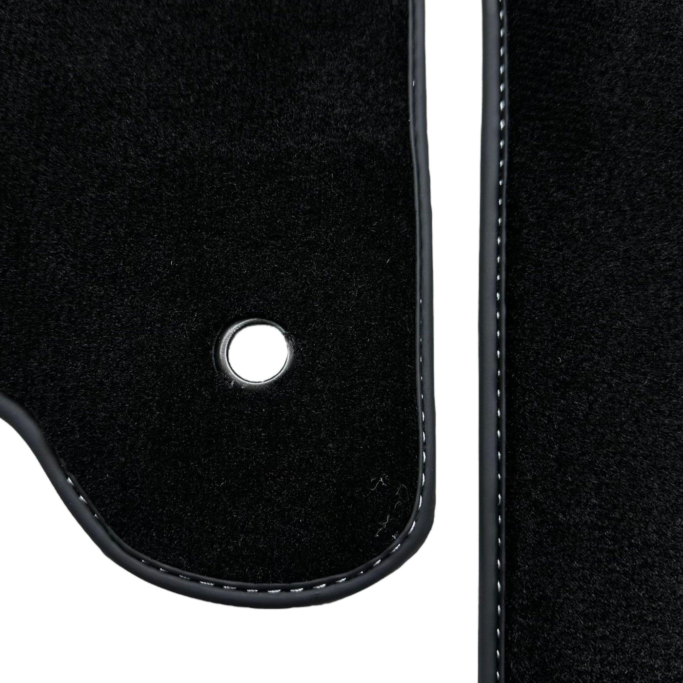 Black Floor Mats for Kia Sportage (2010-2016) - AutoWin
