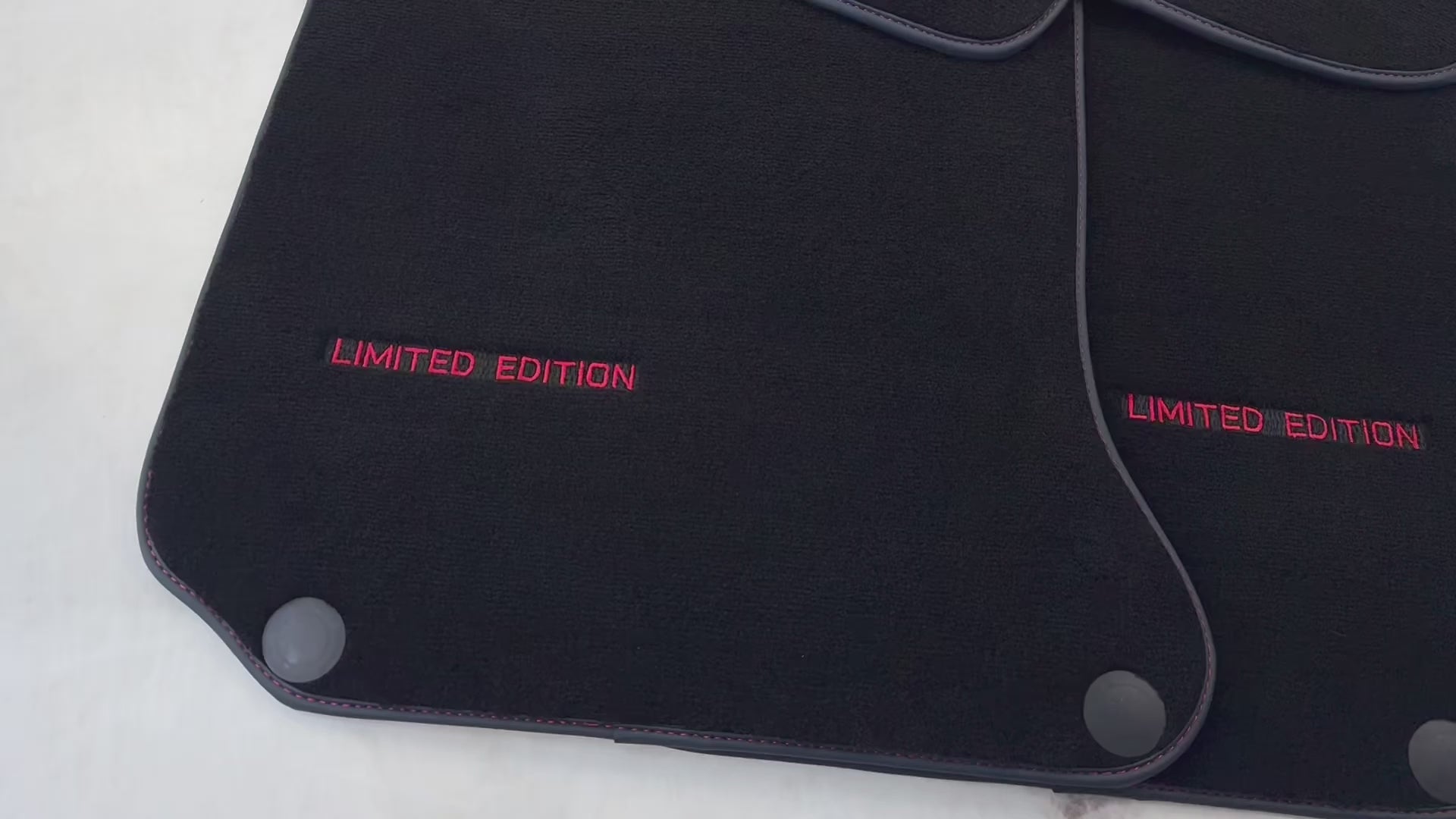 سجاد سيارات سوداء لميرسيدس بنز GLS-Class X167 مايباخ (2020-2023) | إصدار محدود - AutoWin