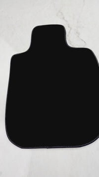 سجادات سيارات سوداء لسيارة BMW Z4 سلسلة G29 (2018-2024)