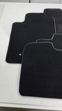Tapis de voiture noirs pour Toyota Corolla E12 (2001-2007)
