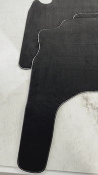 Black Floor Mats For Mitsubishi Pajero Sport (1996-2006)