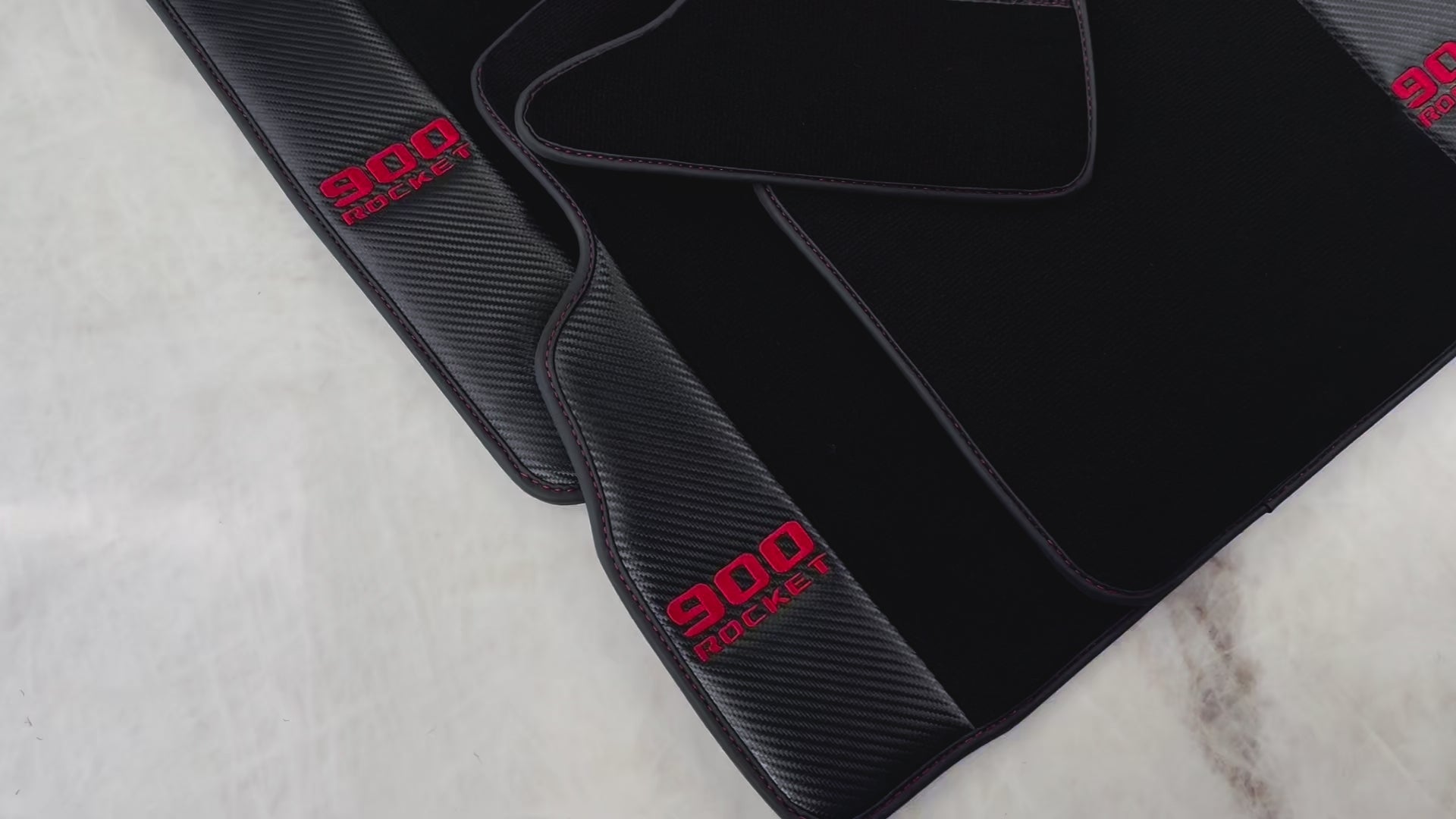 بساط السيارة الأسود لمرسيدس بنز G Class W643/W464 (2021-2024) مع حواف من ألياف الكربون | 900 روكيت - ER56 Design