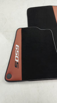 Tappeti per auto neri per McLaren 650S su misura con pelle rossa