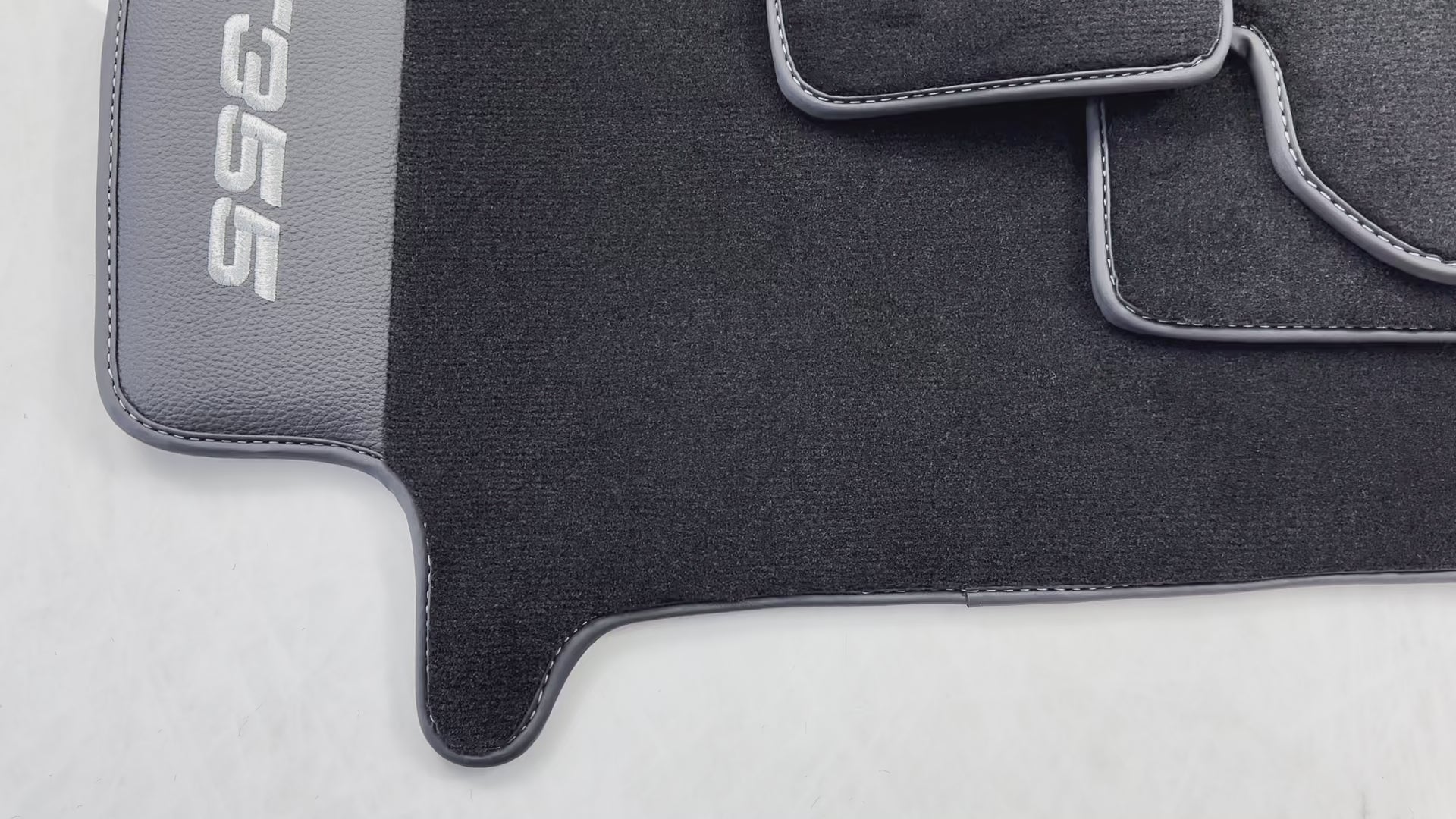 Tapis de voiture noir pour Ferrari F355 1994-1999 avec cuir - AutoWin