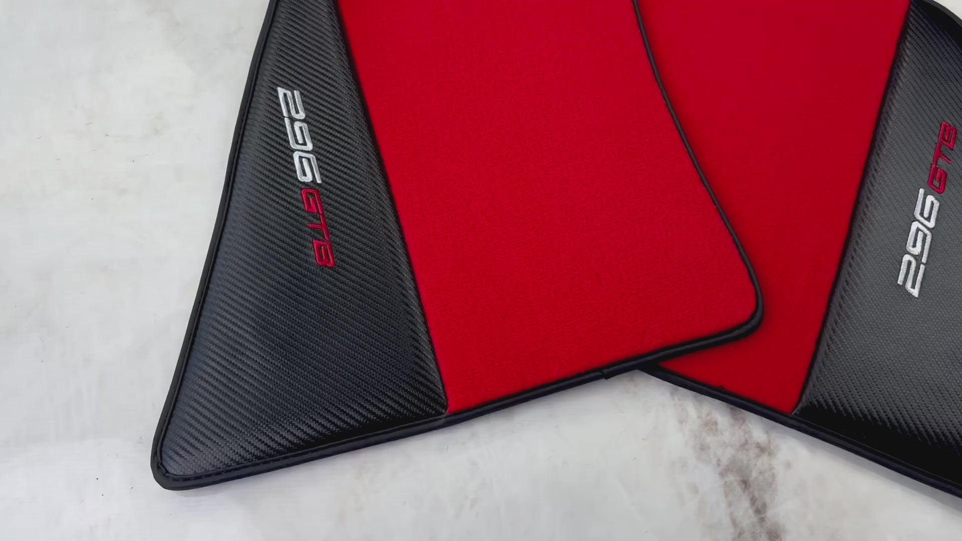 حصائر سيارات حمراء لفيراري 296 GTB (2022-2025) مع ألياف الكربون - AutoWin