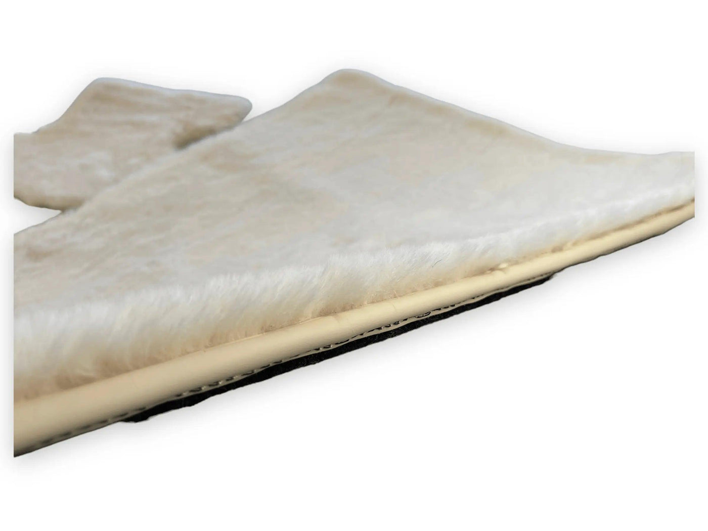 White Sheepskin Floor Mats For Bentley Bentayga Er56 Design Brand - AutoWin