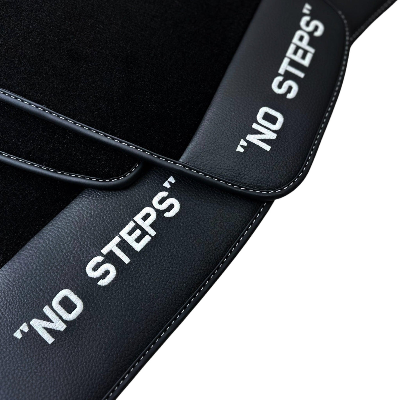 Black Mats For BMW M5 E39 No Steps Edition - AutoWin