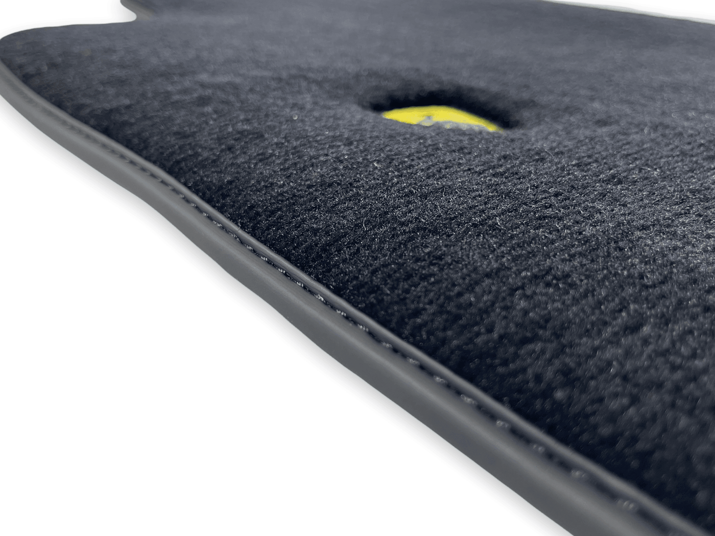 Floor Mats For Volvo V40 (1996-2000) - AutoWin